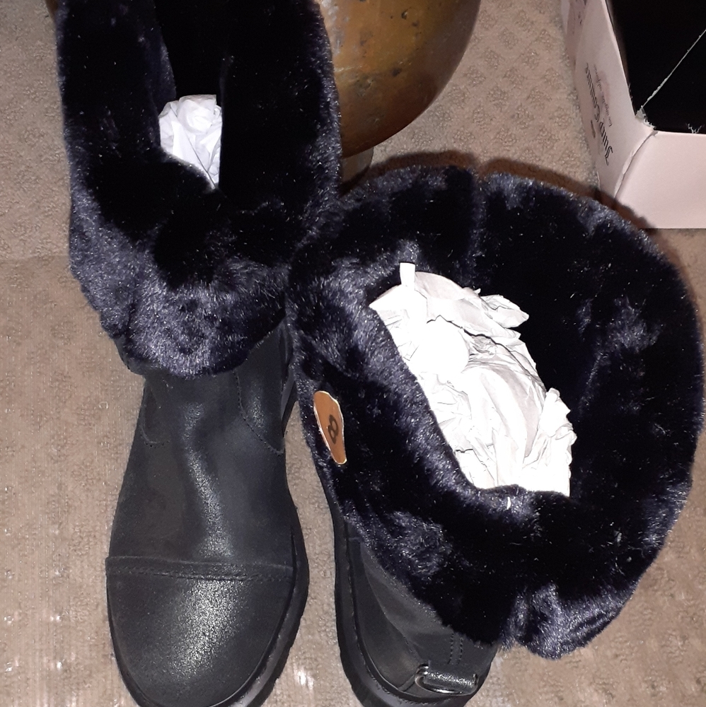 doc martins - Picture 3 of 5